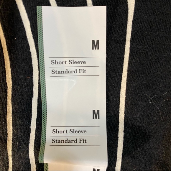 Good fellow and Co. T-shirt - Picture 4 of 6